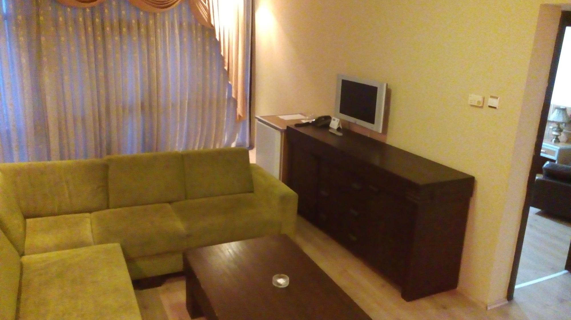 Demirgrand Hotel 特拉布宗 外观 照片