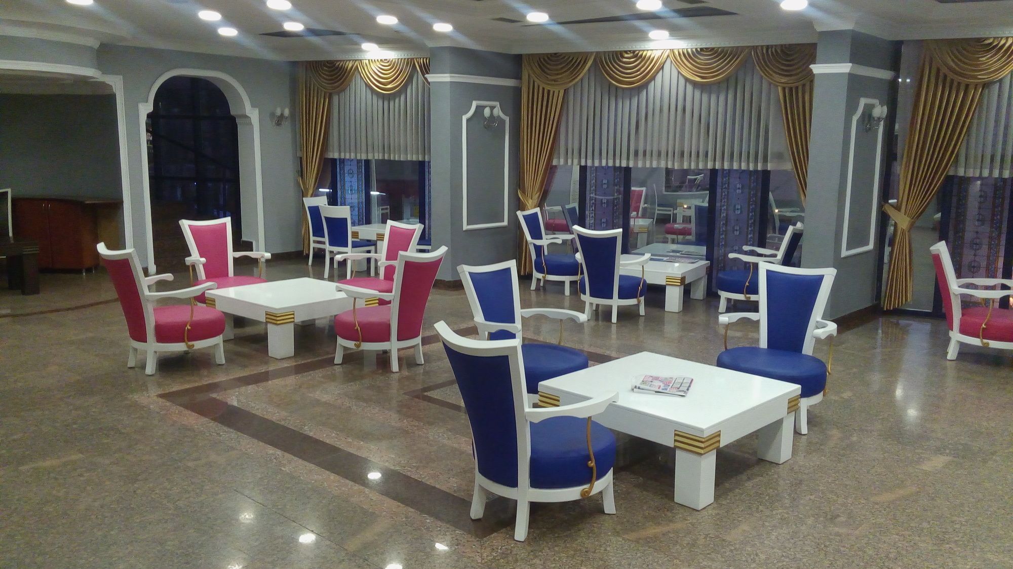 Demirgrand Hotel 特拉布宗 外观 照片