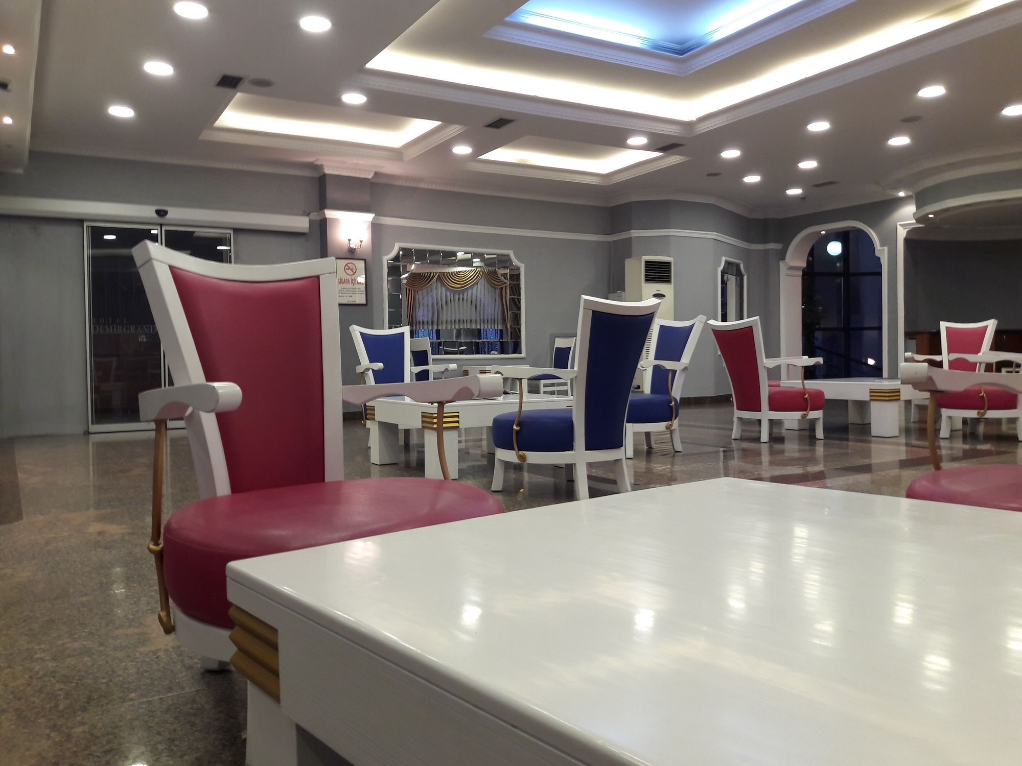 Demirgrand Hotel 特拉布宗 外观 照片